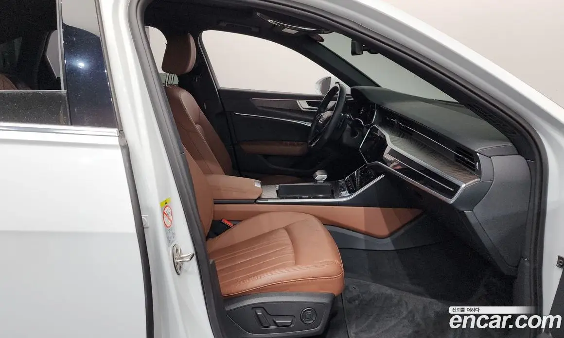 Audi A6 2020 2.0 автомат (гидро), фото 16