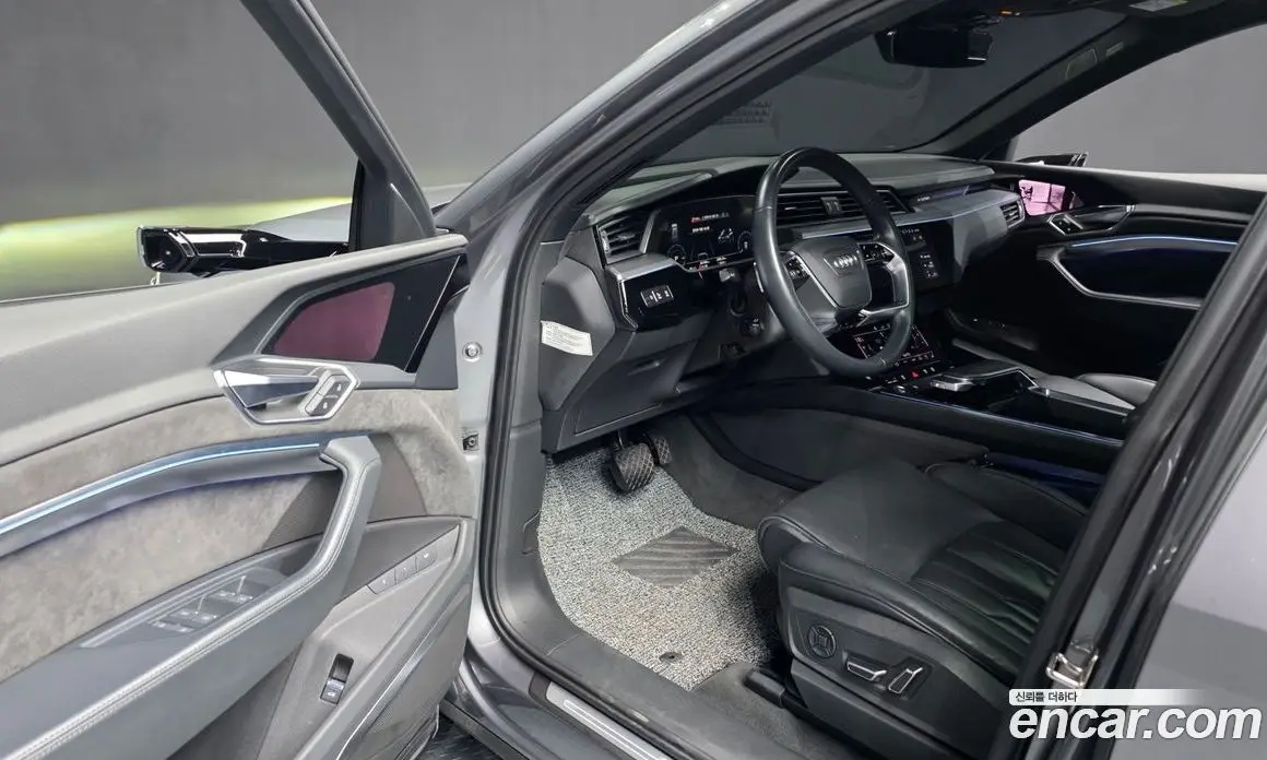 Audi e-tron 2020 0.2 автомат (гидро), фото 13