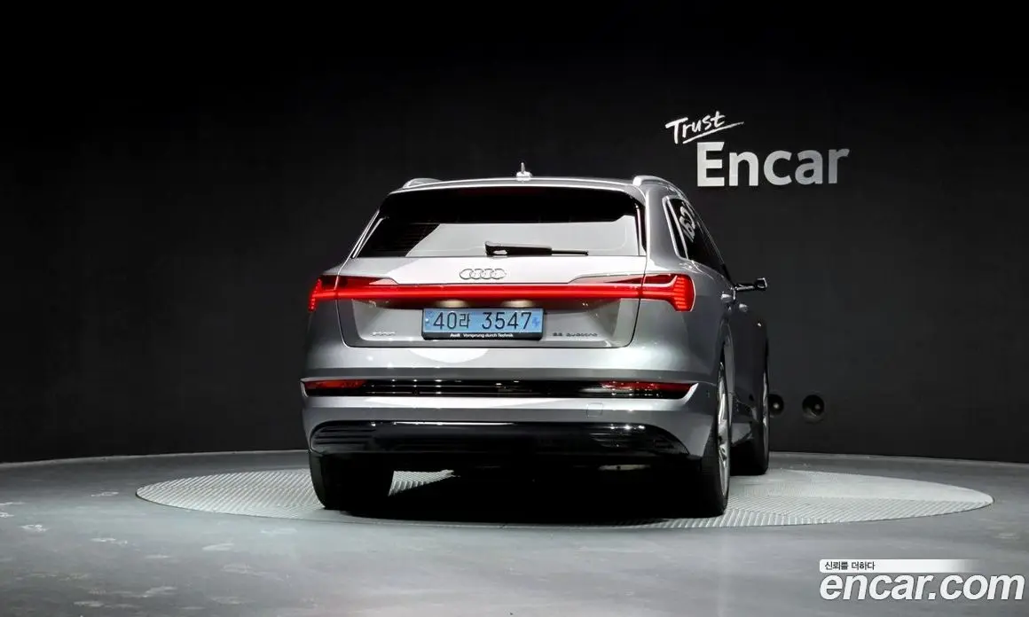 Audi e-tron 2020 0.2 автомат (гидро), фото 4
