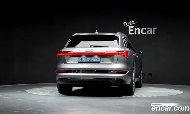 Audi e-tron 2020 0.2 автомат (гидро), миниатюра 4