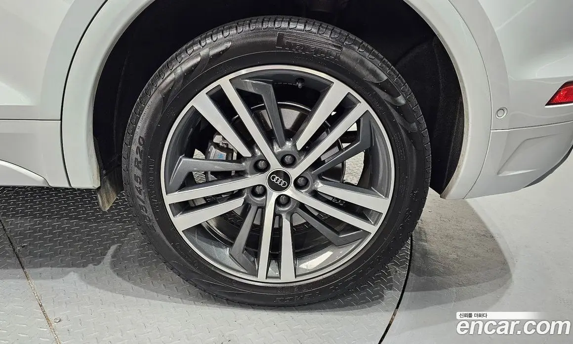 Audi Q5 2021 2.0 автомат (гидро), фото 5 Audi Q5 2021 2.0 автомат (гидро), фото 5