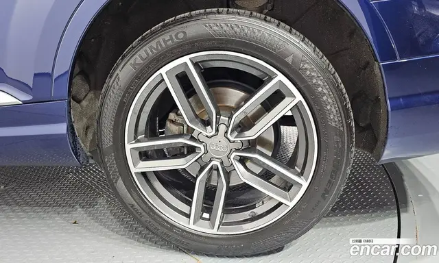 Audi Q7 2019 2.0 автомат (гидро), миниатюра 7 Audi Q7 2019 2.0 автомат (гидро), миниатюра 7