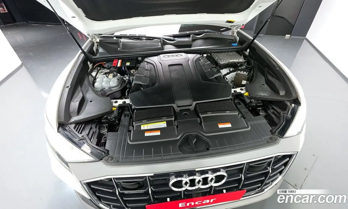 Audi Q8 2021 3.0 автомат (гидро), фото 6
