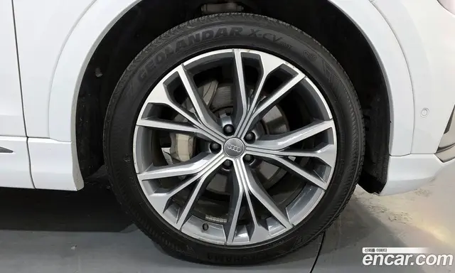 Audi Q8 2021 3.0 автомат (гидро), миниатюра 7