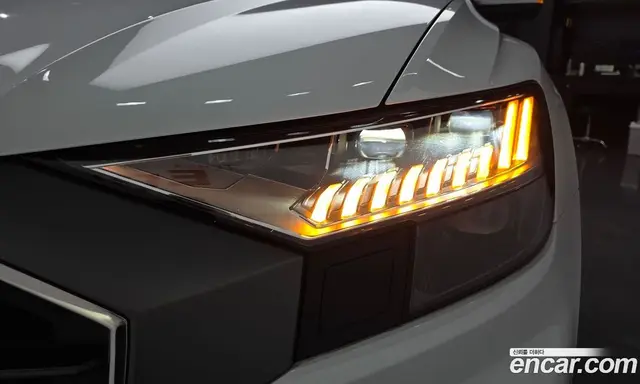 Audi Q8 2021 3.0 автомат (гидро), миниатюра 8