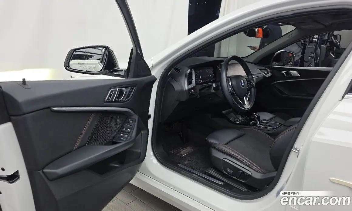 BMW 1 серия 2020 2.0 автомат (гидро), фото 13