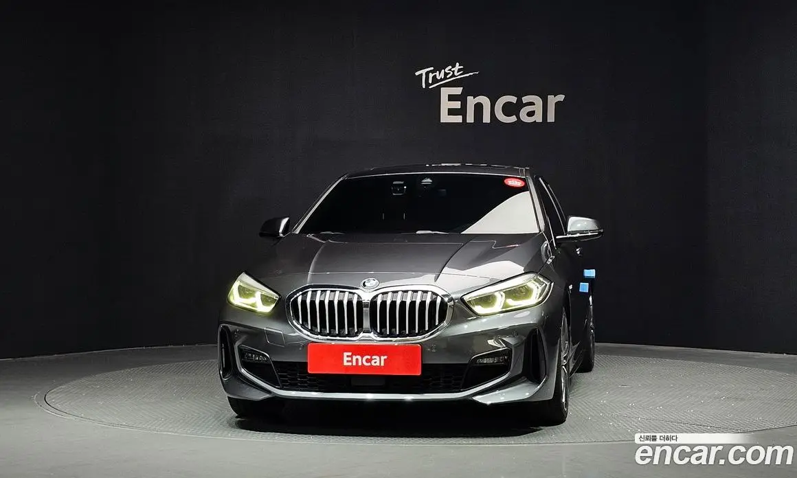 BMW 1 серия 2021 2.0 автомат (гидро), фото 3