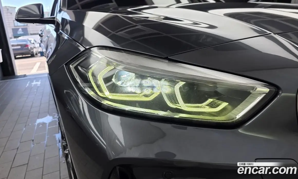 BMW 1 серия 2021 2.0 автомат (гидро), фото 8
