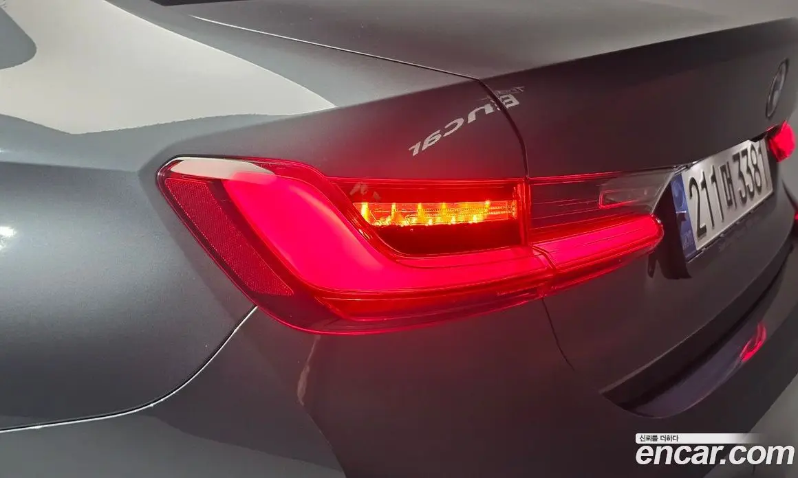 BMW 3 серия 2022 2.0 автомат (гидро), фото 9