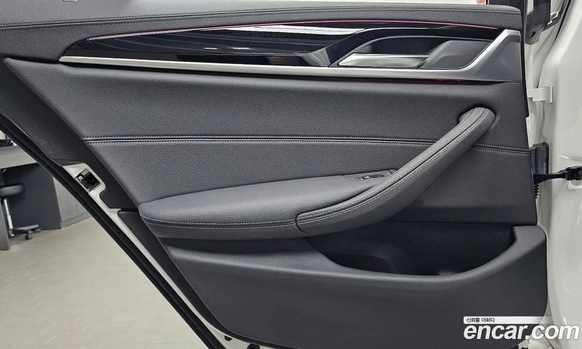 BMW 5 серия 2019 2.0 автомат (гидро), фото 15 BMW 5 серия 2019 2.0 автомат (гидро), фото 15