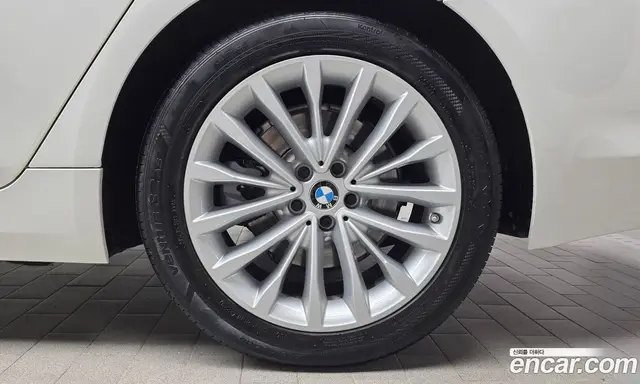 BMW 5 серия 2019 2.0 автомат (гидро), миниатюра 7 BMW 5 серия 2019 2.0 автомат (гидро), миниатюра 7