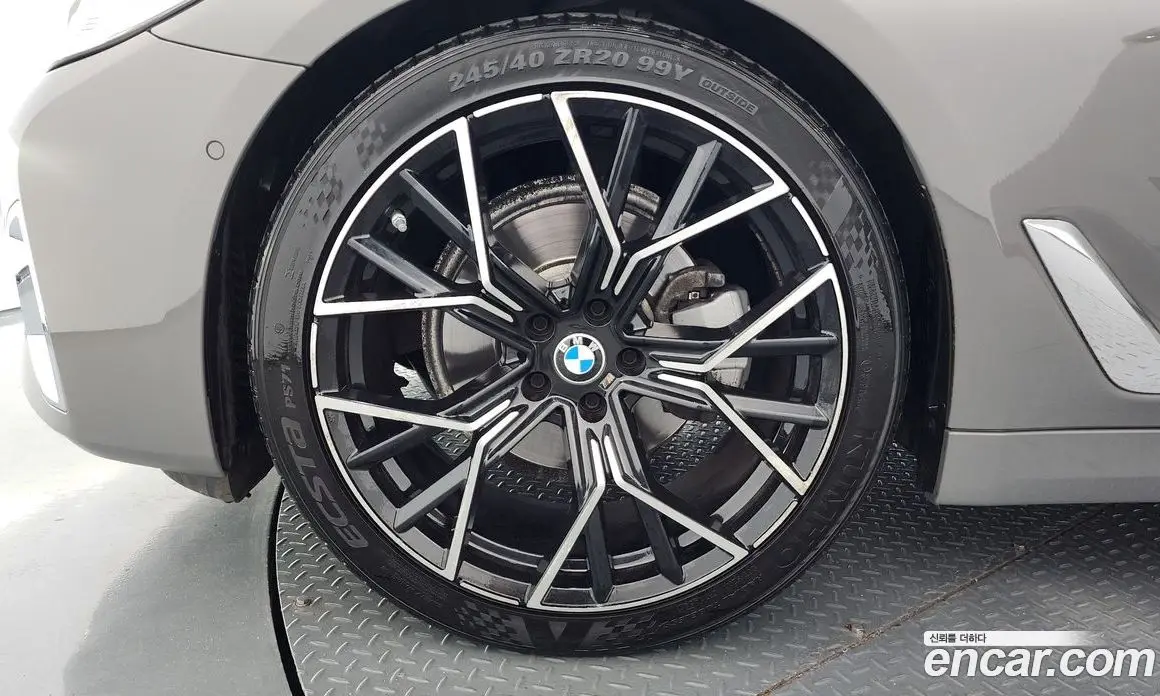 BMW 5 серия 2021 2.0 автомат (гидро), фото 4 BMW 5 серия 2021 2.0 автомат (гидро), фото 4