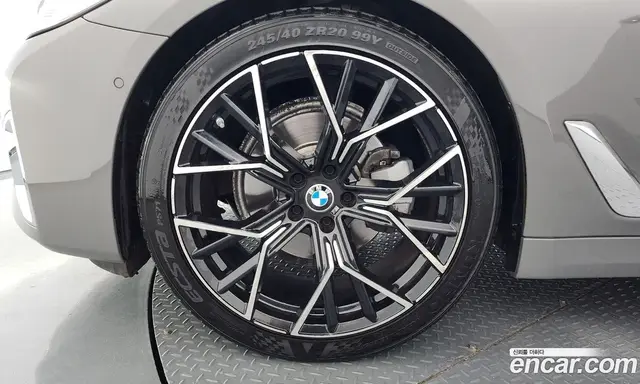 BMW 5 серия 2021 2.0 автомат (гидро), миниатюра 4 BMW 5 серия 2021 2.0 автомат (гидро), миниатюра 4