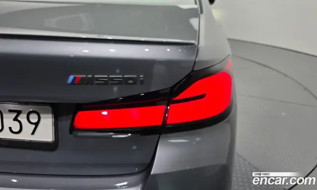 BMW 5 серия 2022 4.4 автомат (гидро), миниатюра 9 BMW 5 серия 2022 4.4 автомат (гидро), миниатюра 9
