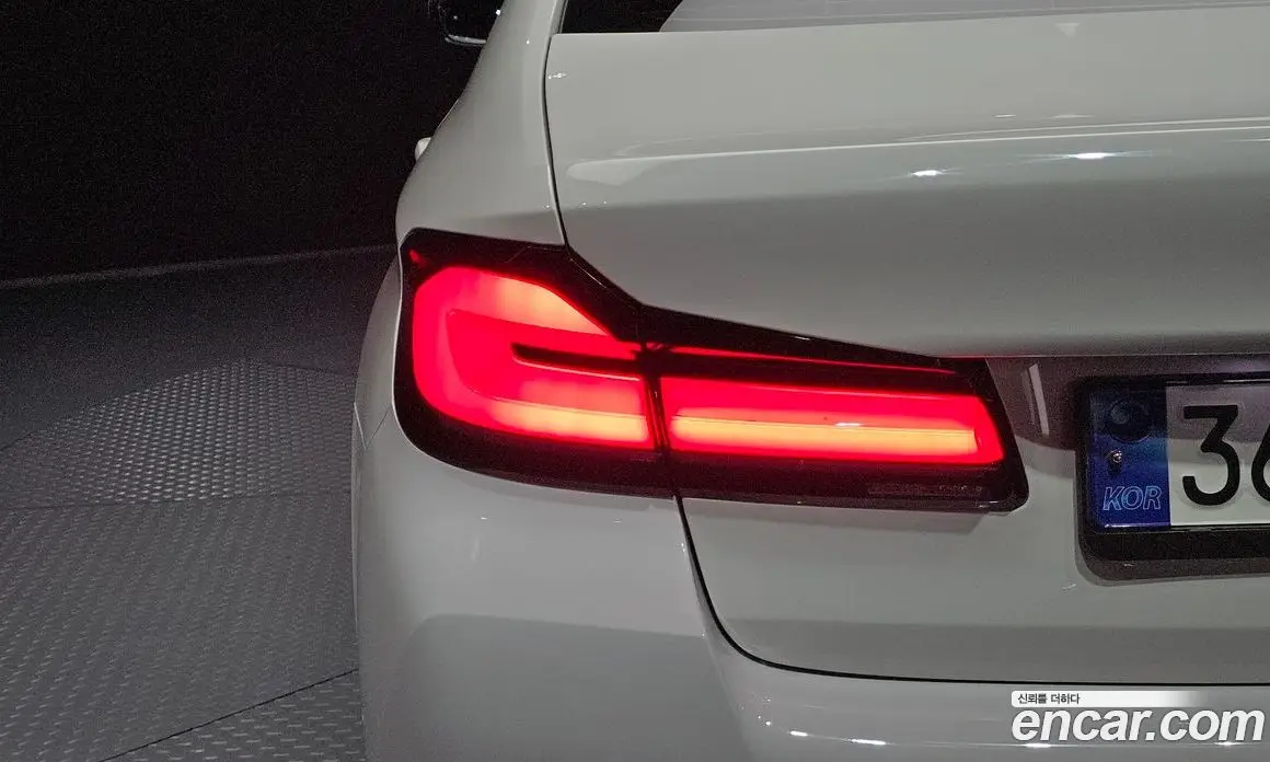 BMW 5 серия 2023 2.0 автомат (гидро), фото 9 BMW 5 серия 2023 2.0 автомат (гидро), фото 9