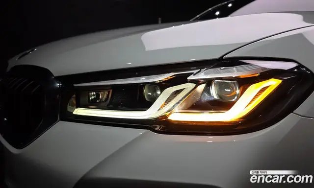 BMW 5 серия 2023 2.0 автомат (гидро), миниатюра 8