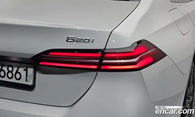 BMW 5 серия 2023 2.0 автомат (гидро), миниатюра 9