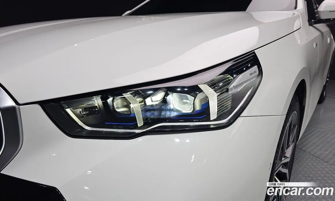 BMW 5 серия 2024 2.0 автомат (гидро), фото 8