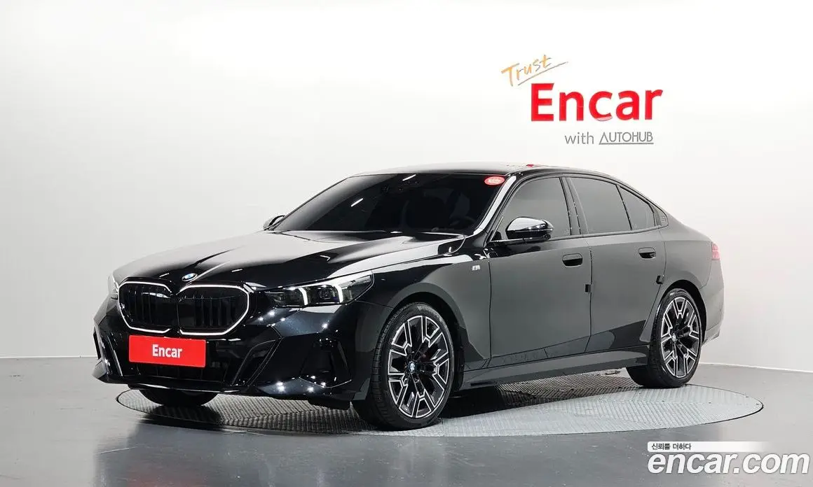 BMW 5 серия 2025 2.0 автомат (гидро), фото 1 BMW 5 серия 2025 2.0 автомат (гидро), фото 1