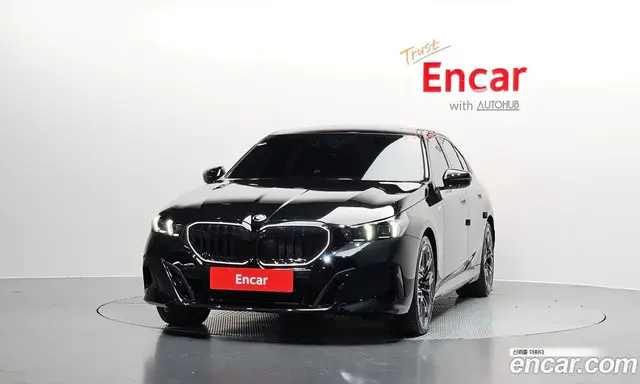 BMW 5 серия 2025 2.0 автомат (гидро), миниатюра 3 BMW 5 серия 2025 2.0 автомат (гидро), миниатюра 3