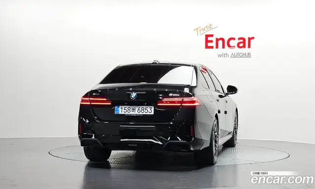 BMW 5 серия 2025 2.0 автомат (гидро), миниатюра 4 BMW 5 серия 2025 2.0 автомат (гидро), миниатюра 4