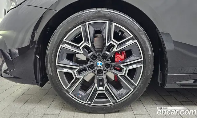 BMW 5 серия 2025 2.0 автомат (гидро), миниатюра 5 BMW 5 серия 2025 2.0 автомат (гидро), миниатюра 5