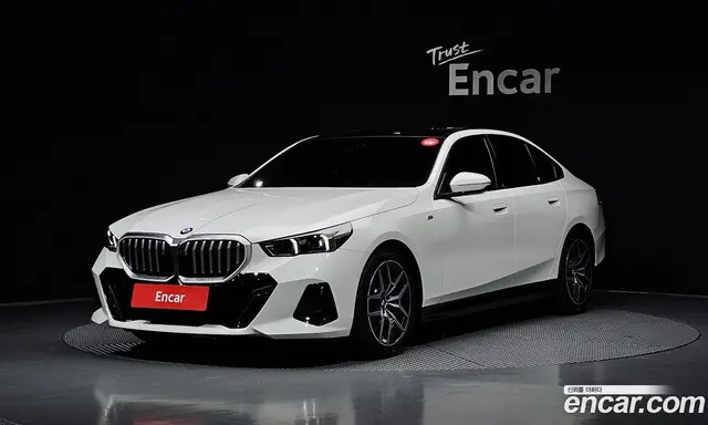BMW 5 серия, 2025, 9 710 км