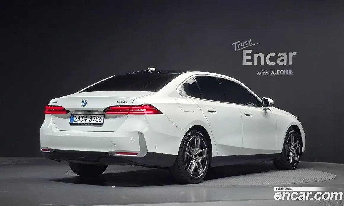 BMW 5 серия 2025 2.0 автомат (гидро), фото 1 BMW 5 серия 2025 2.0 автомат (гидро), фото 1