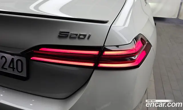 BMW 5 серия 2025 2.0 автомат (гидро), миниатюра 9