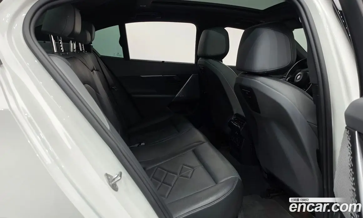 BMW i5 2023 0.2 автомат (гидро), фото 17 BMW i5 2023 0.2 автомат (гидро), фото 17
