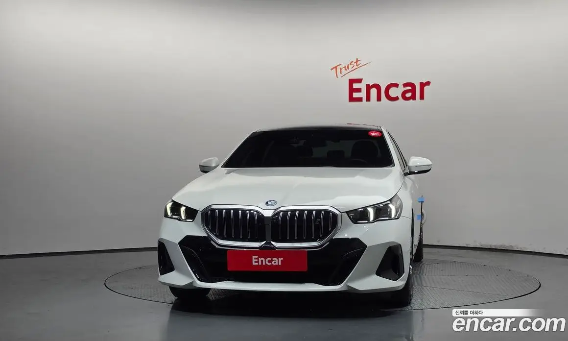 BMW i5 2023 0.2 автомат (гидро), фото 3 BMW i5 2023 0.2 автомат (гидро), фото 3