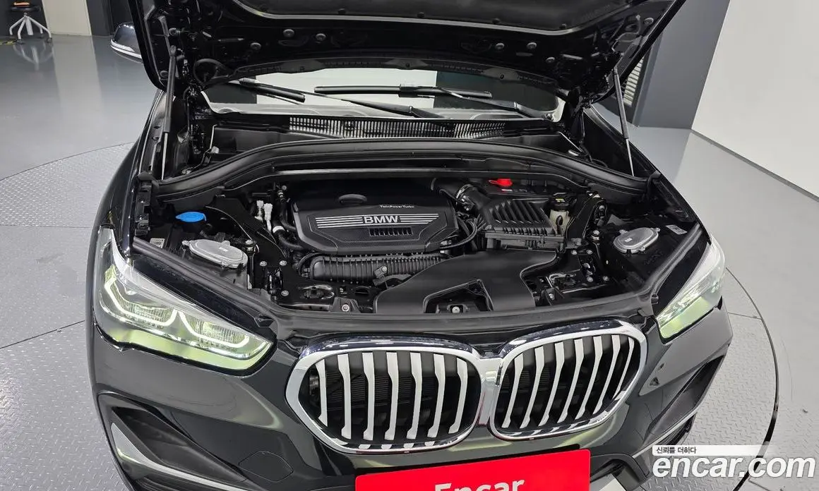 BMW X1 2021 2.0 автомат (гидро), фото 6