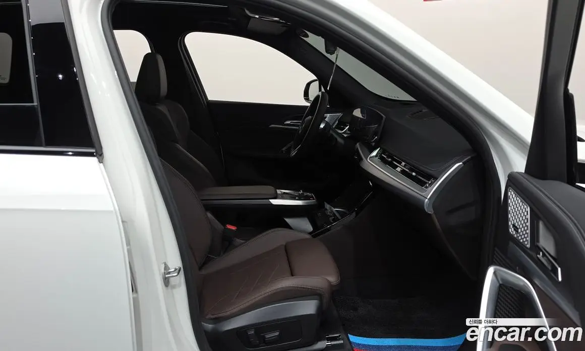 BMW X1 2024 2.0 автомат (гидро), фото 16 BMW X1 2024 2.0 автомат (гидро), фото 16
