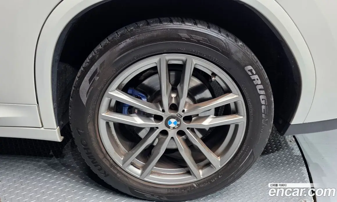 BMW X4 2019 2.0 автомат (гидро), фото 6