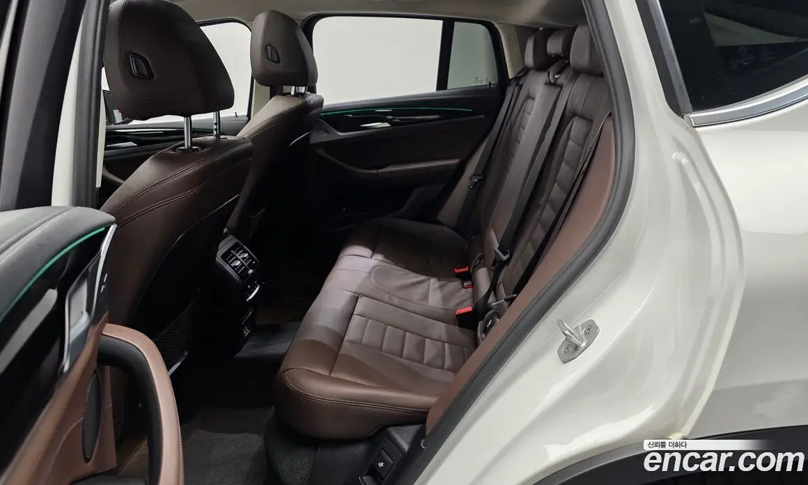 BMW X4 2021 2.0 автомат (гидро), фото 16
