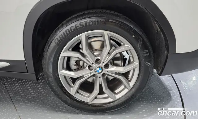 BMW X4 2021 2.0 автомат (гидро), миниатюра 5
