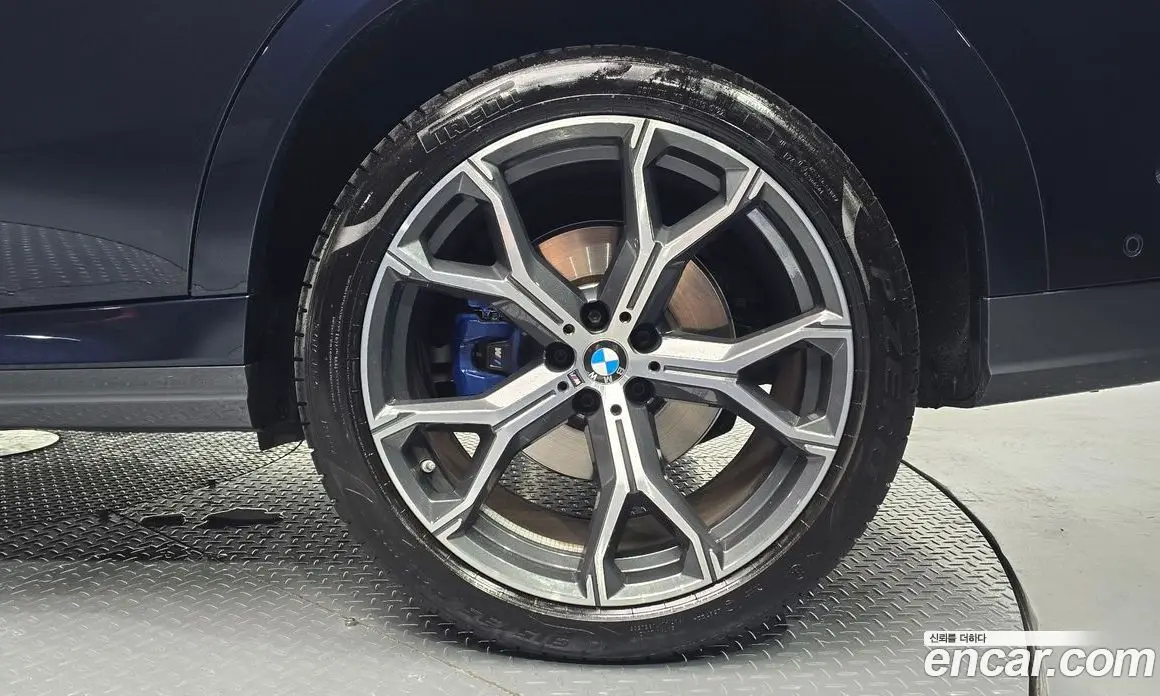 BMW X6 2023 3.0 автомат (гидро), фото 7 BMW X6 2023 3.0 автомат (гидро), фото 7