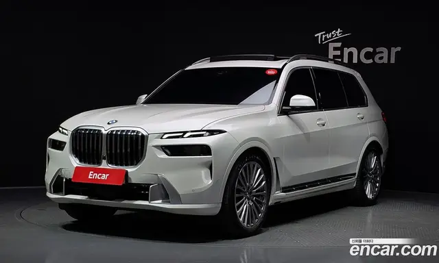 BMW X7, 2024, 9 379 км
