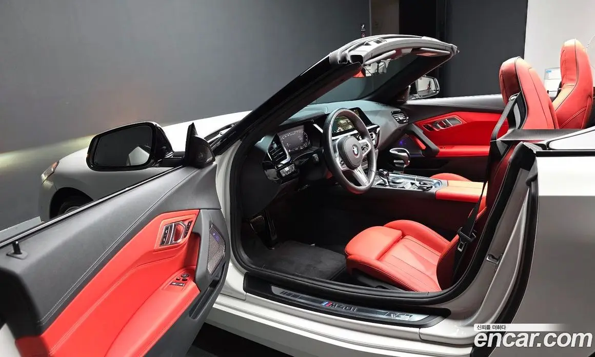 BMW Z4 2023 3.0 автомат (гидро), фото 13