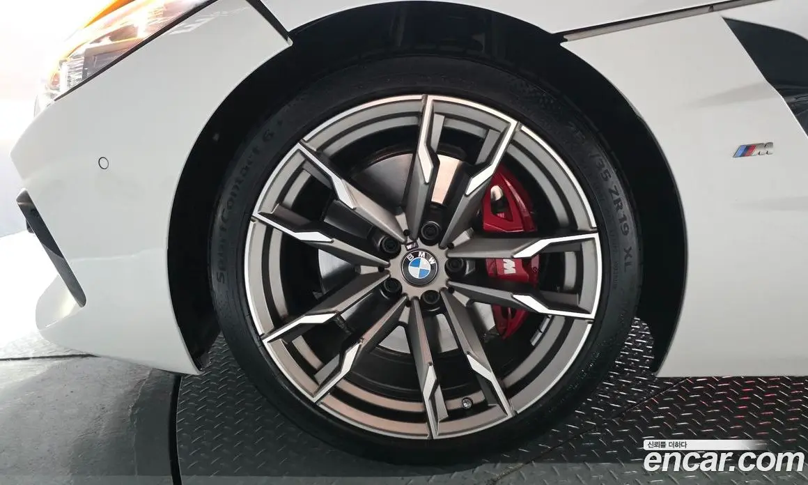 BMW Z4 2023 3.0 автомат (гидро), фото 5
