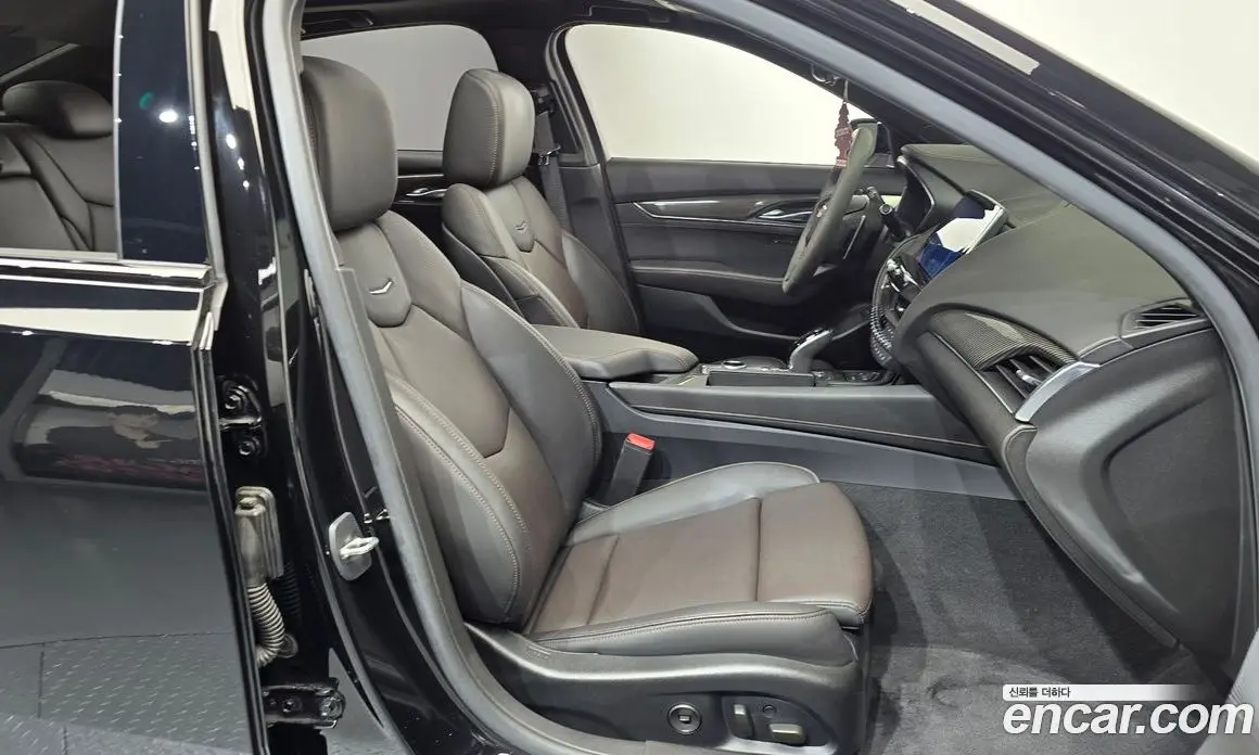 Cadillac CT5 2020 2.0 автомат (гидро), фото 15