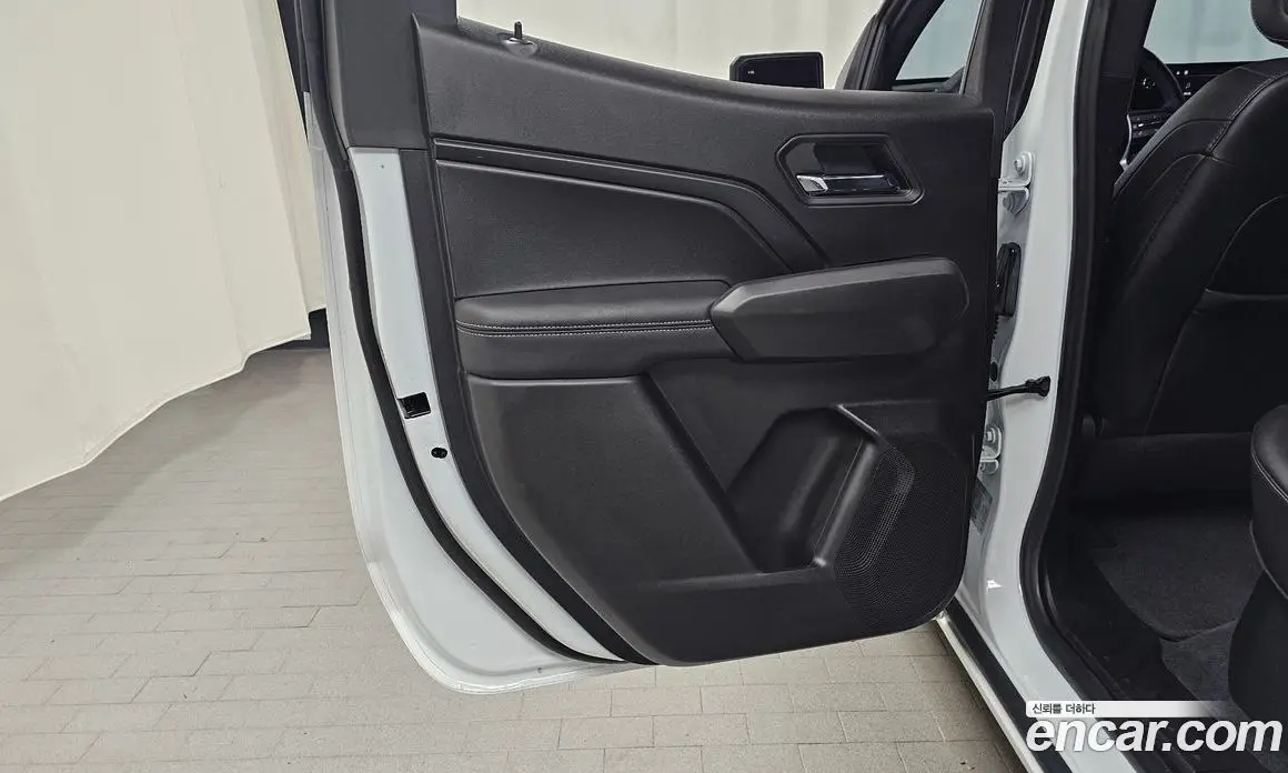 Chevrolet Colorado 2023 2.7 автомат (гидро), фото 14 Chevrolet Colorado 2023 2.7 автомат (гидро), фото 14