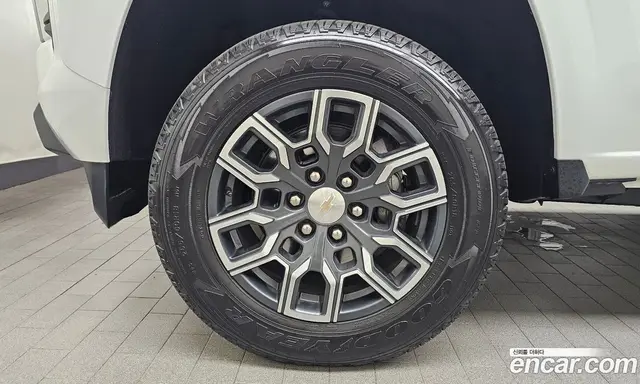 Chevrolet Colorado 2023 2.7 автомат (гидро), миниатюра 4 Chevrolet Colorado 2023 2.7 автомат (гидро), миниатюра 4
