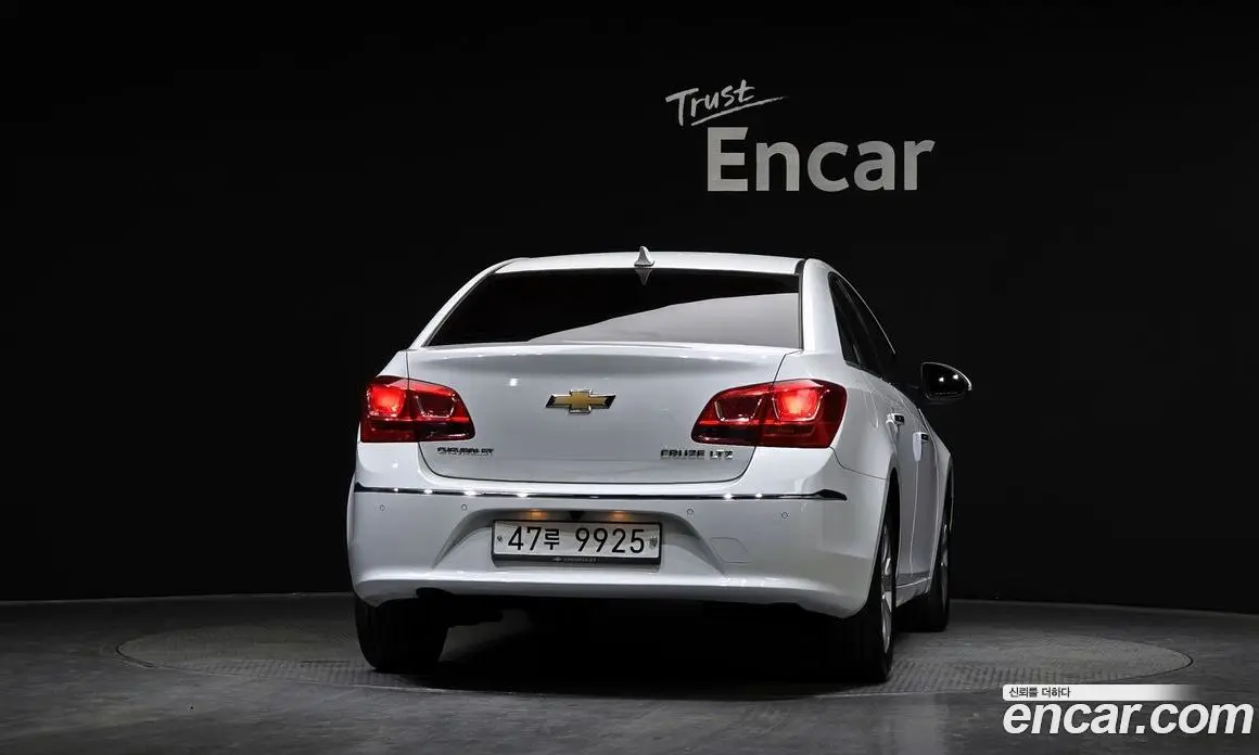 Chevrolet Cruze 2015 2.0 автомат (гидро), фото 4 Chevrolet Cruze 2015 2.0 автомат (гидро), фото 4
