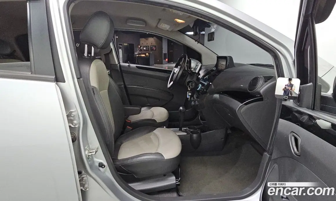 Chevrolet Spark 2011 1.0 автомат (гидро), фото 18