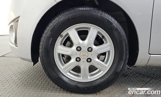 Chevrolet Spark 2011 1.0 автомат (гидро), миниатюра 5