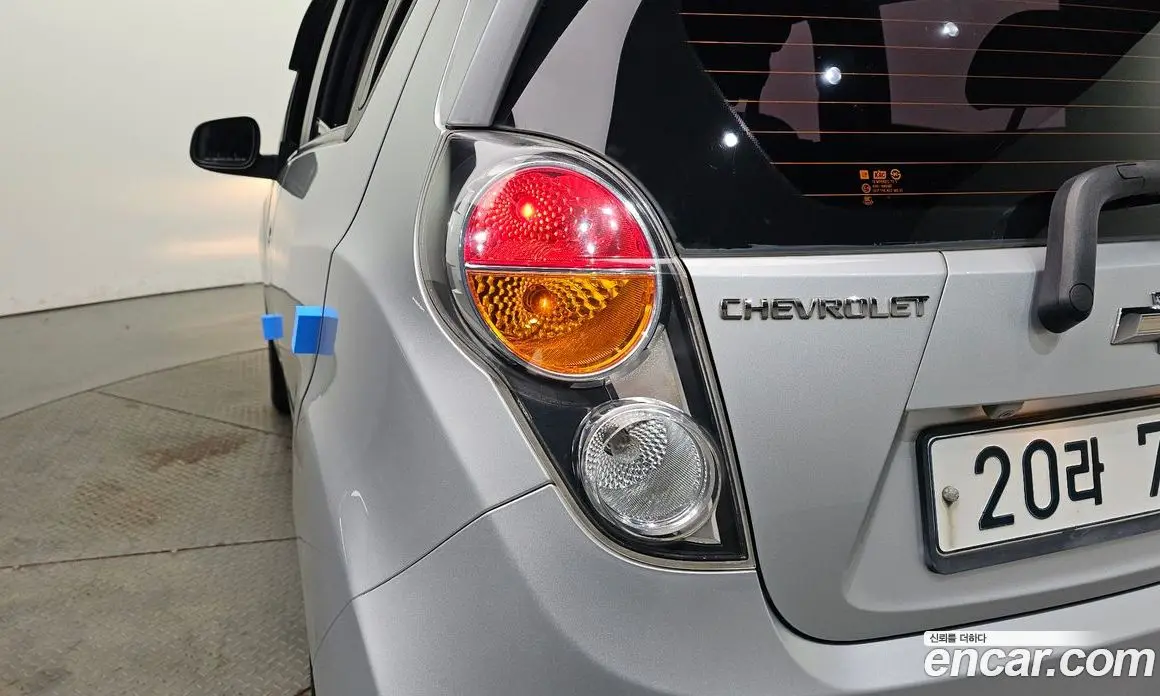 Chevrolet Spark 2011 1.0 автомат (гидро), фото 9