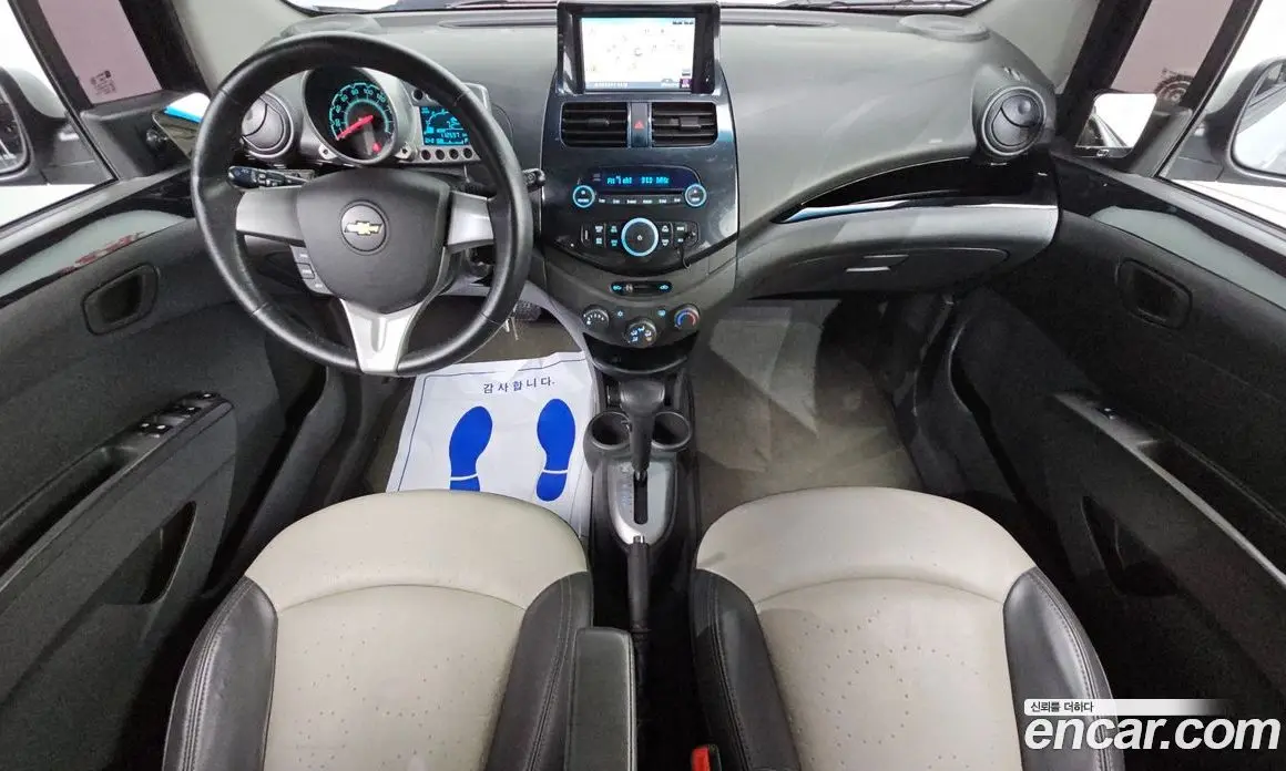 Chevrolet Spark 2011 1.0 автомат (гидро), фото 10