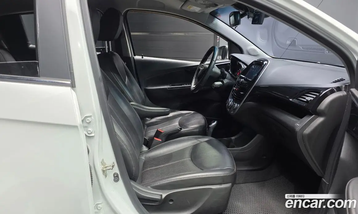 Chevrolet Spark 2015 1.0 автомат (гидро), фото 17
