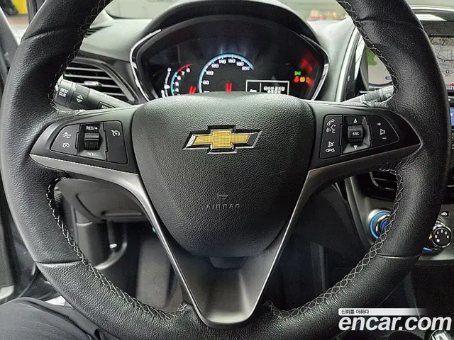 Chevrolet Spark 2016 1.0 автомат (гидро), миниатюра 12